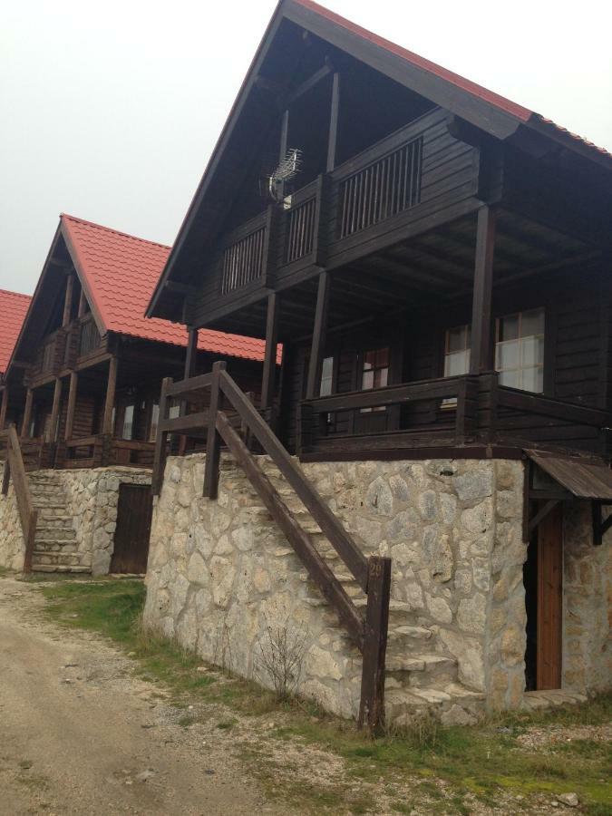 Chales - Penhas Da Saude Villa Dış mekan fotoğraf
